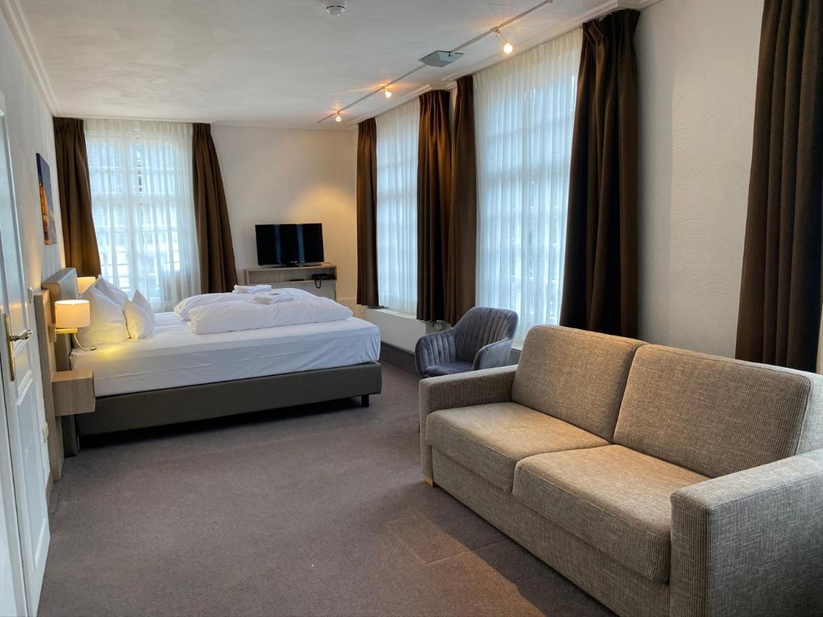 Horchem Hotel-Restaurant-Cafe-Bar Моншау Екстериор снимка